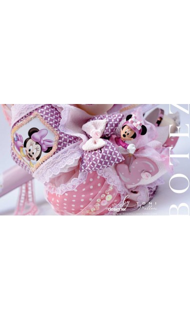 Lumanare cu Minnie Mouse Racer personalizata cu paiete roz si lila 11